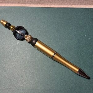 Elegant Gold and Black Beaded Pen